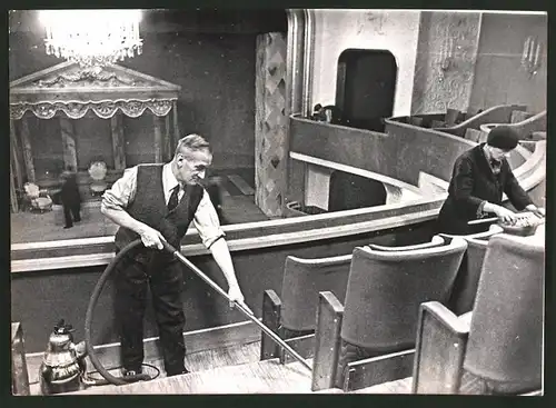 Fotografie Ansicht Wien, Finale Arbeiten im Akademie-Theater für die Neueröffnung 19391