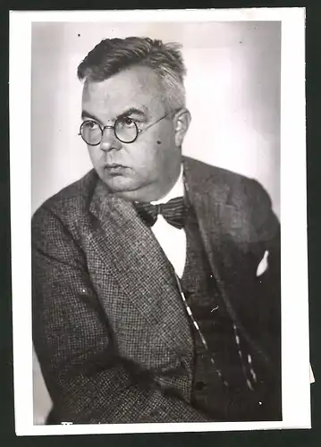 Fotografie Portrait Dichter Heinrich Zerkaulen 1942