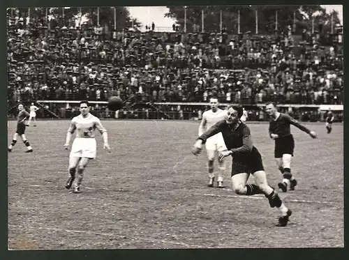 Fotografie Ansicht Wien, Praterstadion, Handballspiel WAC Wien gegen SV Waldhof Mannheim