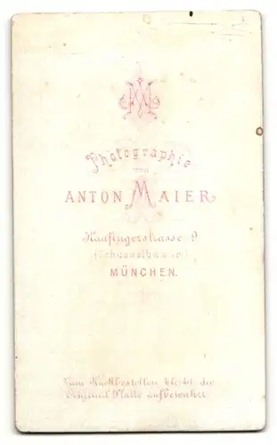 Fotografie Ant. Maier, München, Portrait modisch frisierter Bursche