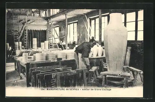 AK Sèvres, Manufacture Nationale, Atelier de Grand Coulage, Porzellan-Herstellung