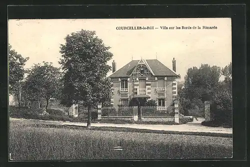 AK Courcelles-le-Roi, Villa sur les Bords de la Rimarde