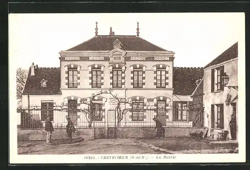 AK Crevecoeur, La Mairie, Vorplatz