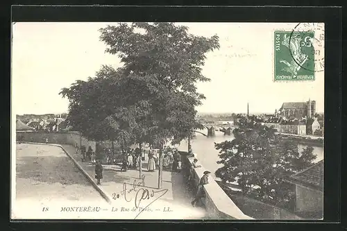 AK Montereau, La Rue de Paris