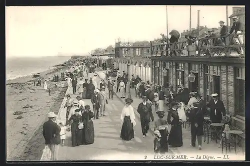 AK Luc-sur-Mer, la Digue