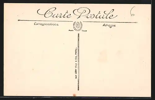 AK Courseulles-sur-Mer, le Monument aux Morts