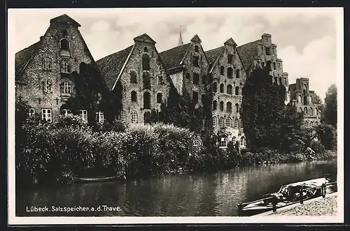 AK Lübeck, Salzspeicher a. d. Trave