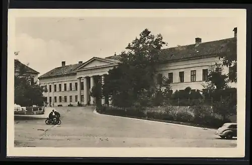 AK Szekszárd, Gebäudeansicht