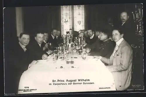 AK Prinz August Wilhelm von Preussen im Corpshaus der Bonner Borussen, studentische Szene