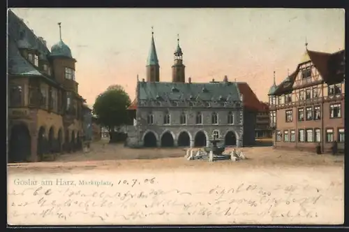 AK Goslar am Harz, Rathaus und Brunnen am Marktplatz