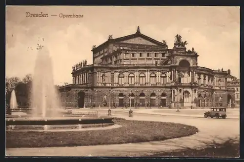 AK Dresden, Sprudel vor dem Opernhaus