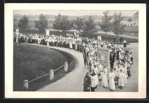 AK Altötting, Pilgerzug der zwölf weiblichen Jugendvereine aus München am 13. u. 14. Juli 1912