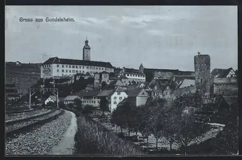 AK Gundelsheim, Ortsansicht von der Eisenbahnstrecke aus gesehen