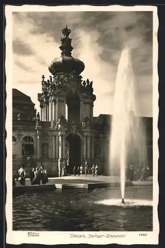 Foto-AK Walter Hahn, Dresden, Nr. 7589: Dresden, Zwinger, Kronentor