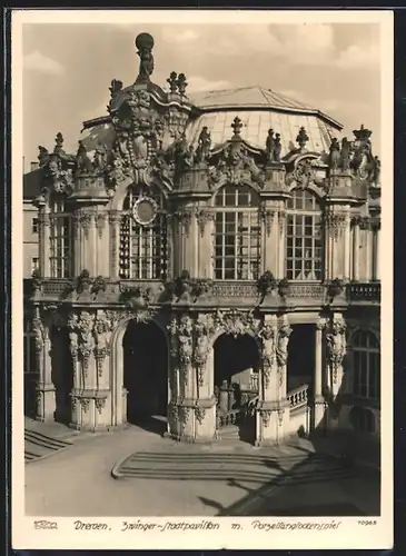 Foto-AK Walter Hahn, Dresden, Nr. 10965: Dresden, Zwinger, Stadtpavillon mit Porzellanglockenspiel