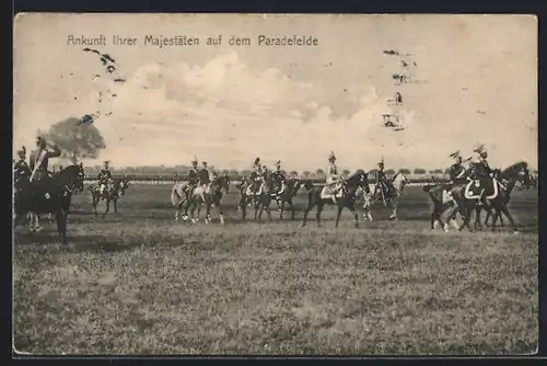 AK Kaiserin Auguste Victoria Königin von Preussen bei der Ankunft auf dem Paradefeld