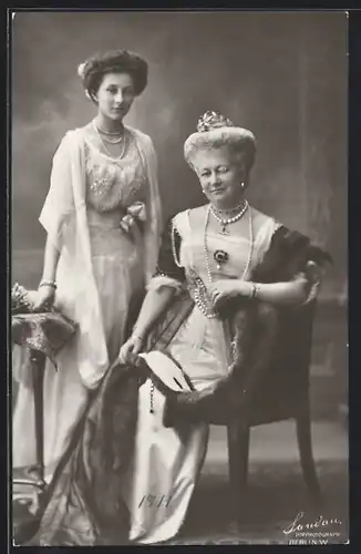 AK Kaiserin Auguste Victoria und ihre Tochter Prinzessin Victoria Louise