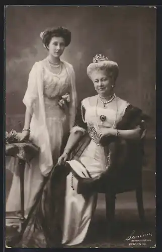 AK Kaiserin Auguste Victoria von Preussen samt ihrer Tochter