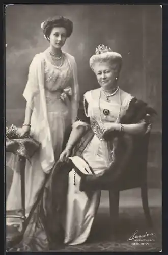 AK Kaiserin Auguste Victoria und ihre Tochter Prinzessin Victoria Louise