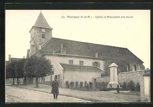 AK Thorigny, Eglise et Monument aux morts