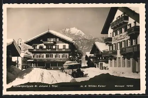 AK St. Johann, platz mit d. Wilden Kaiser