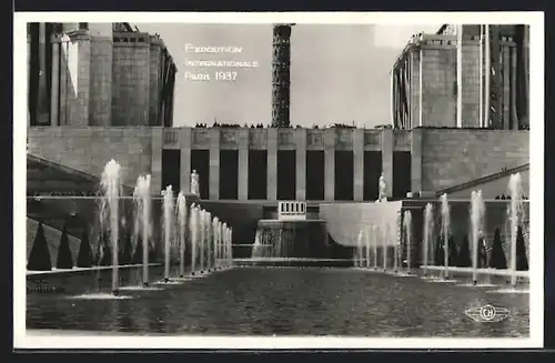 AK Paris, Exposition internationale 1937, Bassins et Fontaines du Trocadero