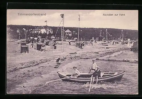 AK Timmendorferstrand, Boot beim Abstossen zur Fahrt