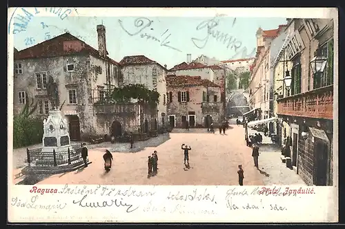 AK Ragusa, Platz Jandulic mit Hotel und Denkmal