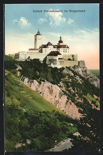 AK Forchtenstein, Blick auf das Schloss bei Dämmerung