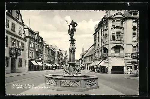 AK Offenburg, Hauptstrasse mit Neptunsbrunnen