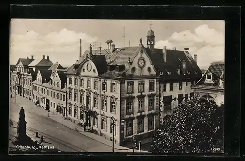 AK Offenburg, Rathaus mit Denkmal