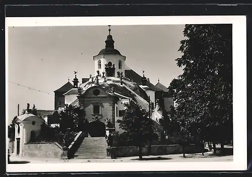 AK Oberberg-Eisenstadt, Ortspartie an der Wallfahrts-Kirche