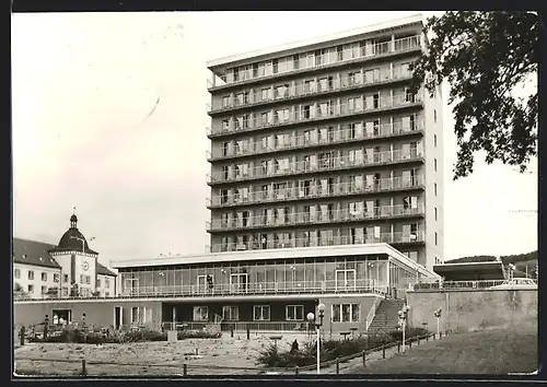 AK Sassnitz /Rügen, Blick auf ein Hotel