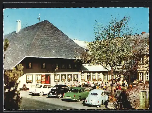 AK Schauinsland /Schwarzwald, Hotel Halde, Bes. A, Wissler, Gäste vor dem Hotel
