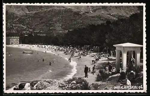 AK Makarska, Gäste am Strand