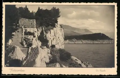 AK Makarska, Treppe an Felsenwand