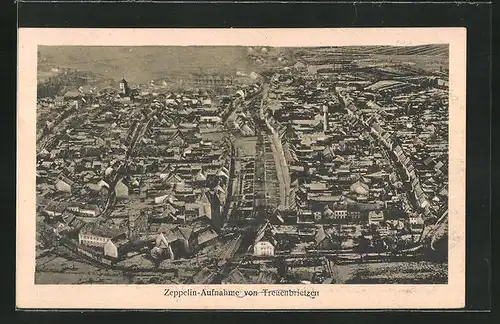 AK Treuenbrietzen, Zeppelin-Aufnahme des Ortes