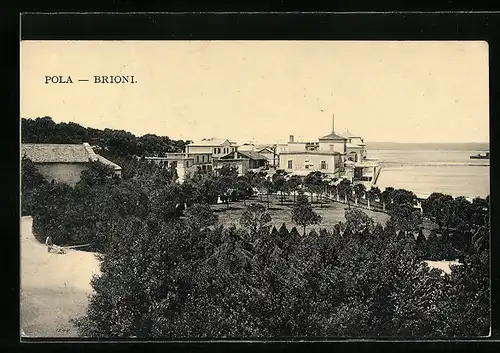 AK Pola-Brioni, Häuser am Wasser