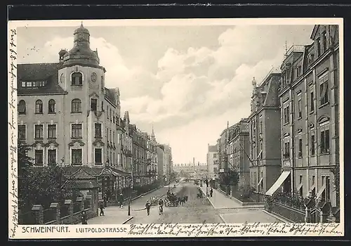 AK Schweinfurt, Luitpoldstrasse mit Fuhrwerk und Radfahrer aus der Vogelschau