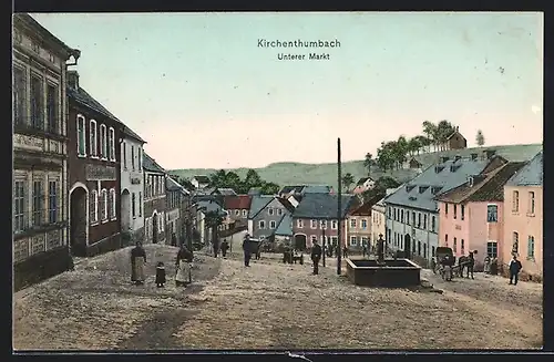 AK Kirchenthumbach, Unterer Markt mit Brunnen, Kutsche und Einwohnern