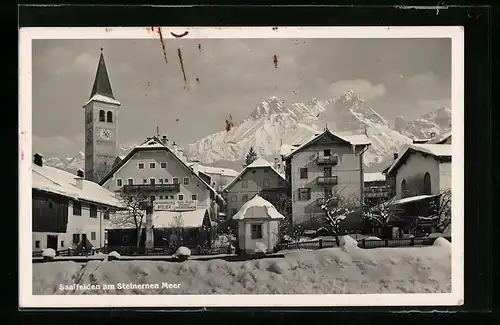 AK Saalfelden am Steinernen Meer, Teilansicht mit Photo-Atelier Karl Bauer und Kirche