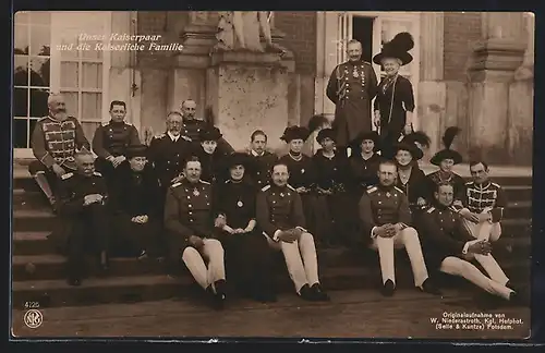 AK Kaiserin Auguste Victoria Königin von Preussen mit Gatten und der Familie