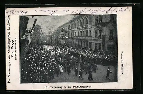 AK Essen /Ruhr, Begräbnis von F. A. Krupp 1902, Trauerzug in der Bahnhofstrasse