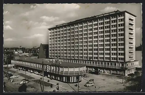 AK Karlsruhe i. B., Hochhaus auf dem Schmiederplatz