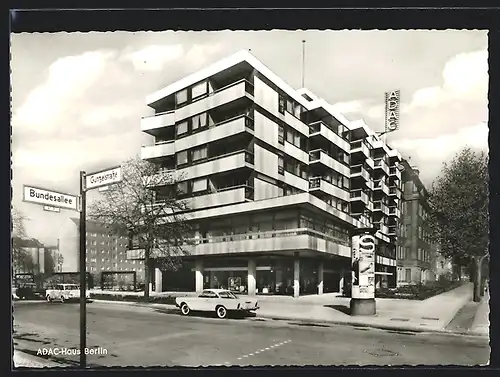 AK Berlin, Strassenpartie mit ADAC-Haus, Bundesallee 29 / 30