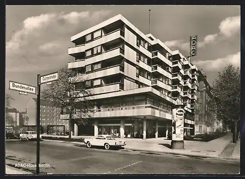 AK Berlin, Strassenpartie mit ADAC-Haus, Bundesallee 29 / 30