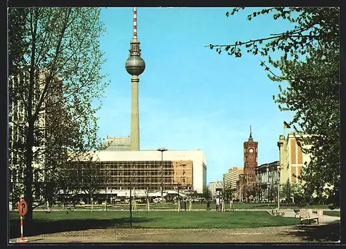 AK Berlin, Palast der Republik, Fernseh- und UKW-Turm der Deutschen Post Berlin