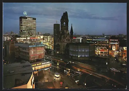 AK Berlin, Gedächtniskirche mit Europacenter am Abend