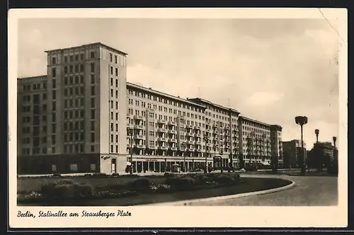 AK Berlin, Stalinallee am Strausberger Platz