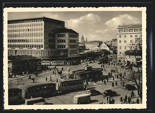 AK München, Strassenbahnen am Stachus